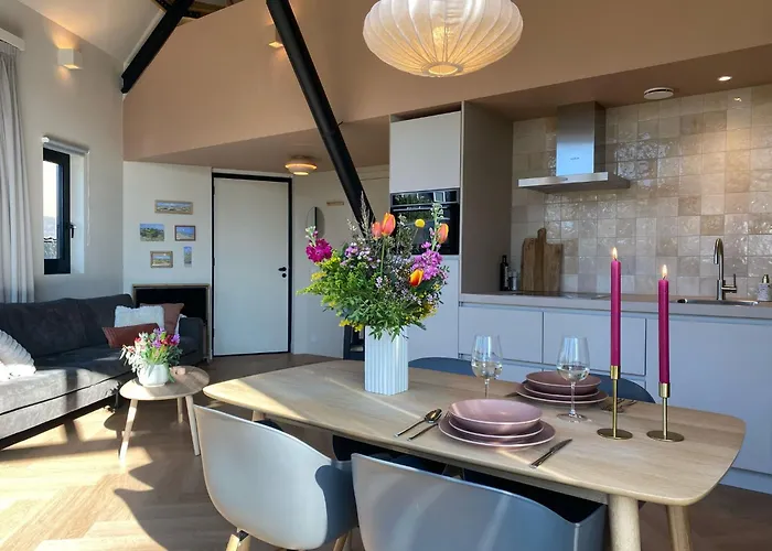 Ons Achter - De Hooischuur *