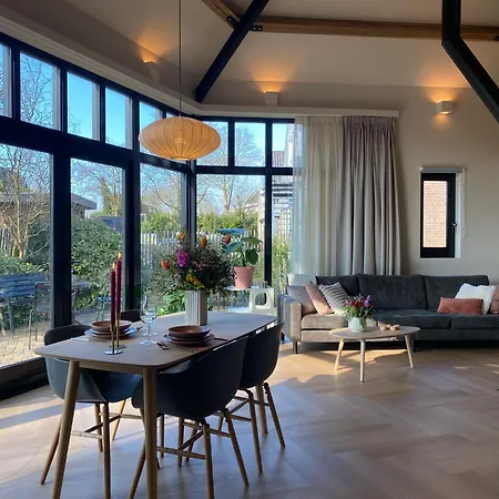 Ons Achter - De Hooischuur *