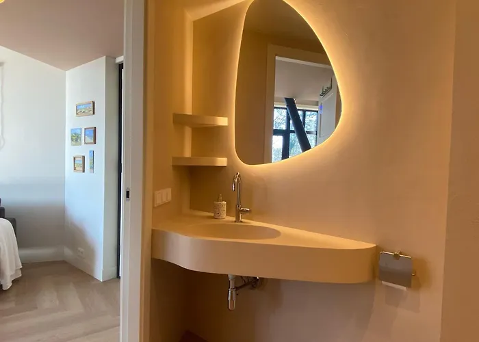 Ons Achter - De Hooischuur *